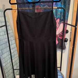 Elegant Black Sleeveless Dress